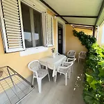 Lovely Apartman Ana Sucuraj